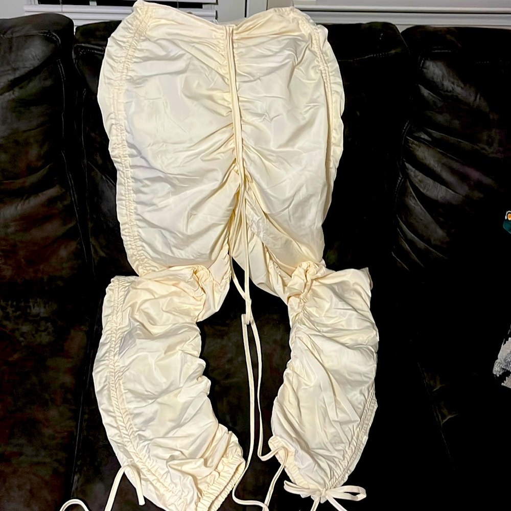Scrunched pants